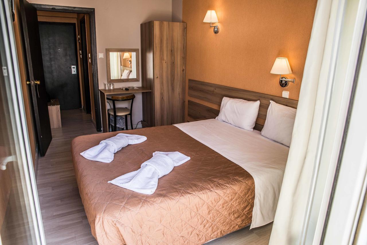John'S Hotel Chalkís Kültér fotó